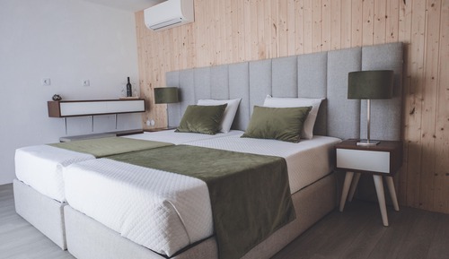 Suite, Mountain View
