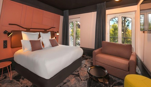 Superior Triple Room