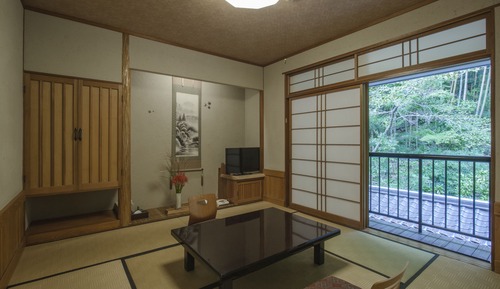 Japanese Style Room, Mountainside, Run of house, Shared Bathroom - Main Building 2F