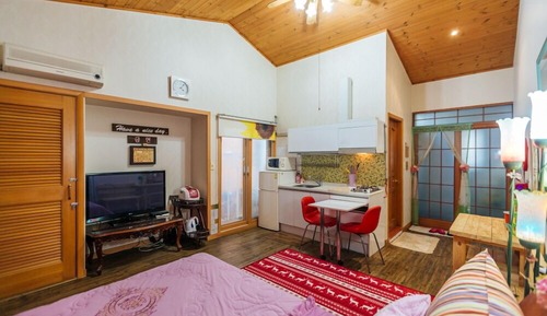 Room (Couple room (white))