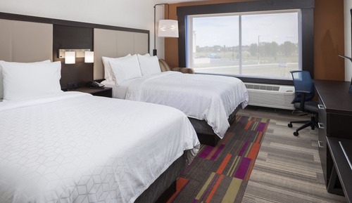 Standard Room, 2 Queen Beds, Accessible (Communications)