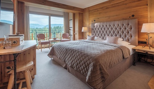 Classic Room Double Bed