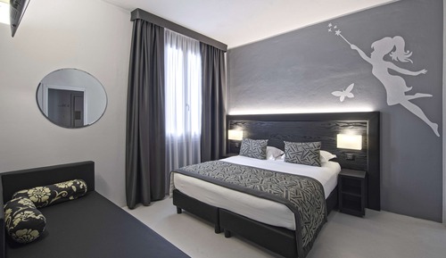 Junior Suite, Multiple Beds, Non Smoking