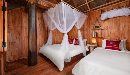 Deluxe Double Room, Shared Bathroom (on Stilt House)