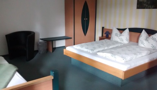 Comfort Triple Room, Private Bathroom