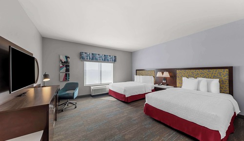 Room, 2 Queen Beds, Accessible, Bathtub