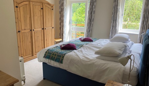 River view-Derw suite (floor 2)