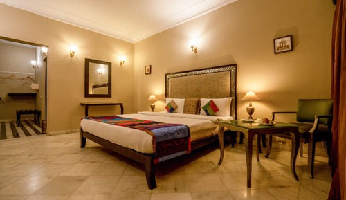 Super Deluxe Room with Plunge Pool