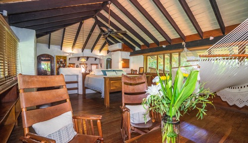 Suite, 1 King Bed, Ocean View (Luna Suite)