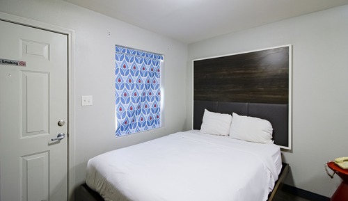 Premium Room, 1 Queen Bed