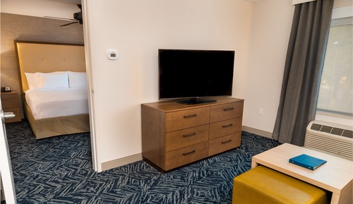 Suite, 2 Queen Beds, Accessible (Hearing)