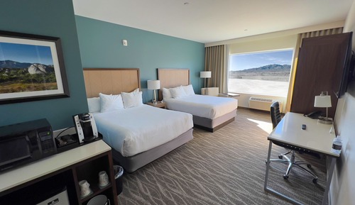 Deluxe Room, 2 Queen Beds, Non Smoking