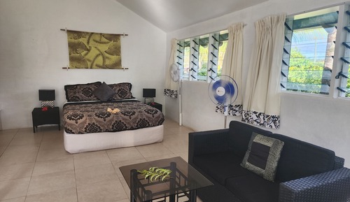 Garden Bungalow