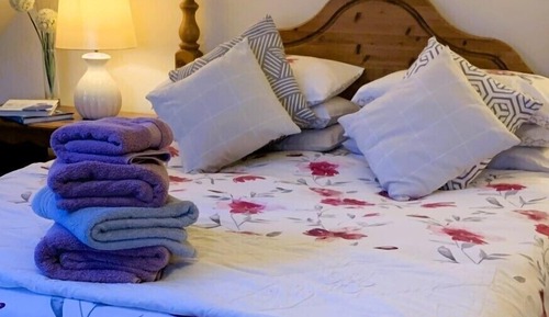 Luxury Cottage, Ensuite (Thyme Cottage)