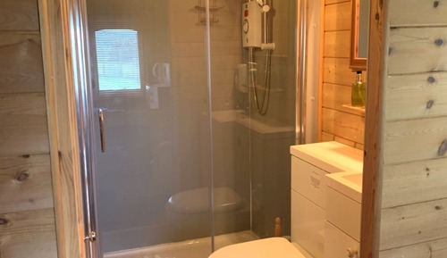 Standard Chalet, Ensuite