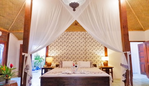 Heritage Suite with Private Jetted Tub