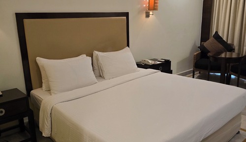 Cottage Deluxe Room