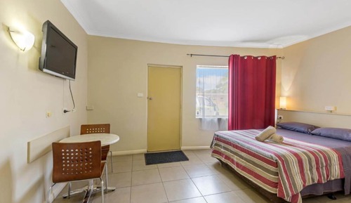 Standard Motel Room - Sleeps 2