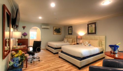Extra Deluxe Room with Two Queen Beds