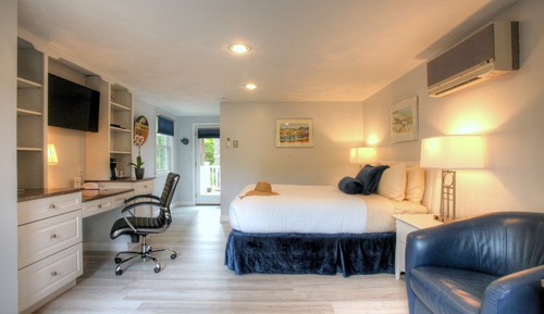 Deluxe Room, 1 Queen Bed