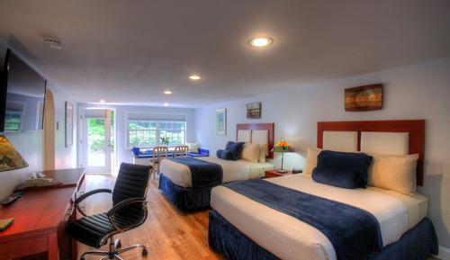 Rear Deluxe Studio