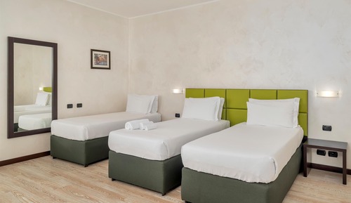 Superior Triple Room