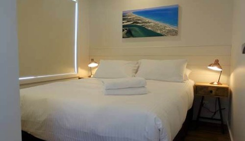 Standard 2 Bedroom Cabin - Sleeps 4