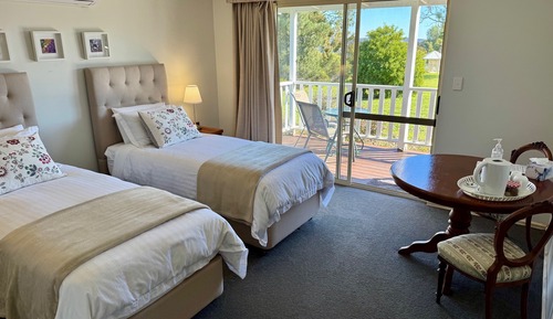 Twin Room with Ensuite & Balcony