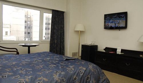 Standard Room, 1 Queen Bed