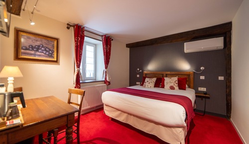 Double Room, 1 Queen Bed (Privilege)