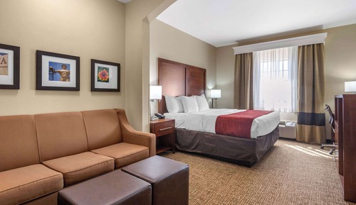Suite, 1 King Bed, Non Smoking