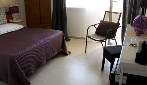 Family Room, Balcony