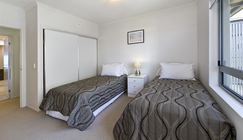 Complimentary Wine - 5 night stay in a 2 Bedroom Apartment