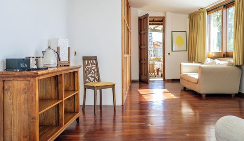Exclusive Studio Suite