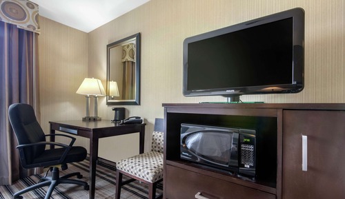 Room, 2 Queen Beds, Accessible, Non Smoking