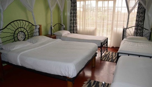 Quadruple Room, Multiple Beds, Private Bathroom