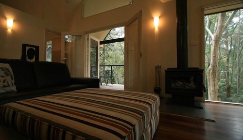 Treetops Guesthouse One Level Cottage 
