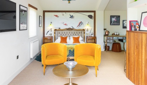 Penthouse, Ensuite
