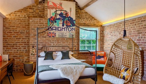 Executive Suite, Ensuite