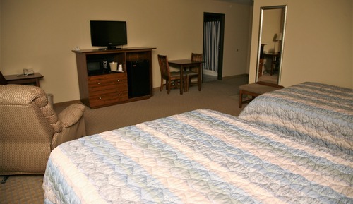 Deluxe Suite, 2 Queen Beds, Non Smoking