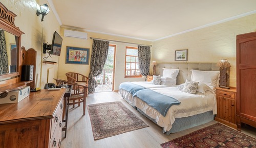 Classic Twin Room