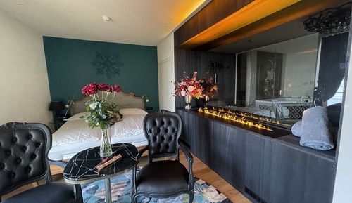 Exclusive Studio Suite, Lake View