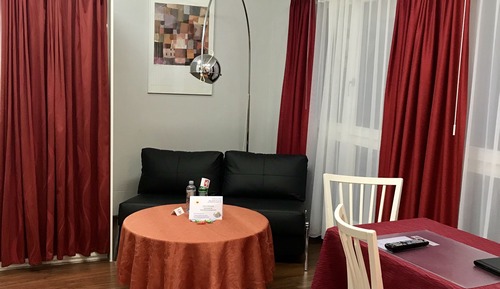 Family Room, Courtyard View