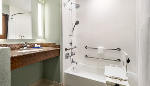 Suite, 2 Queen Beds, Accessible (Communications, Accessible Tub)