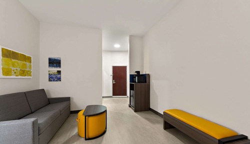 Suite, 1 King Bed with Sofa bed, Accessible, Non Smoking