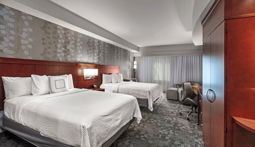 Room, 2 Queen Beds, Non Smoking