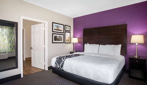 Suite, 1 King Bed