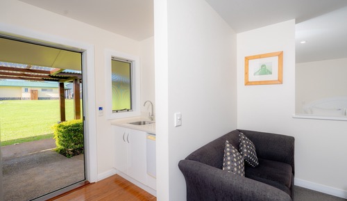 Eveleen Suites