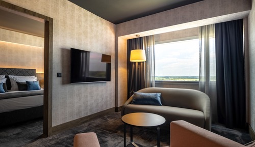 River Executive Suite