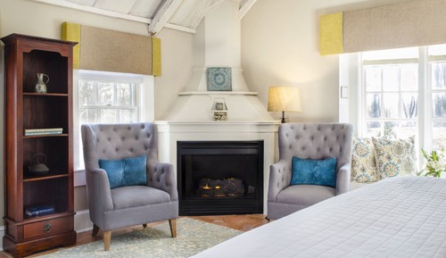 Room (The Spring Cottage)